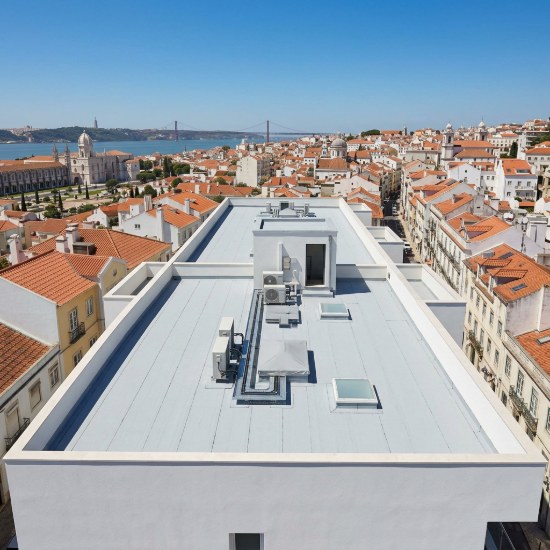 Impermeabilização da cobertura plana de um prédio em condomínio — Grande Lisboa